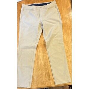 Vineyard Men’s Performance Khaki 5 Pocket Size 33x32